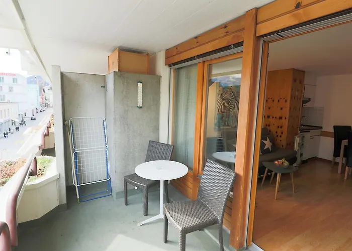 Richmond - 303 شقة